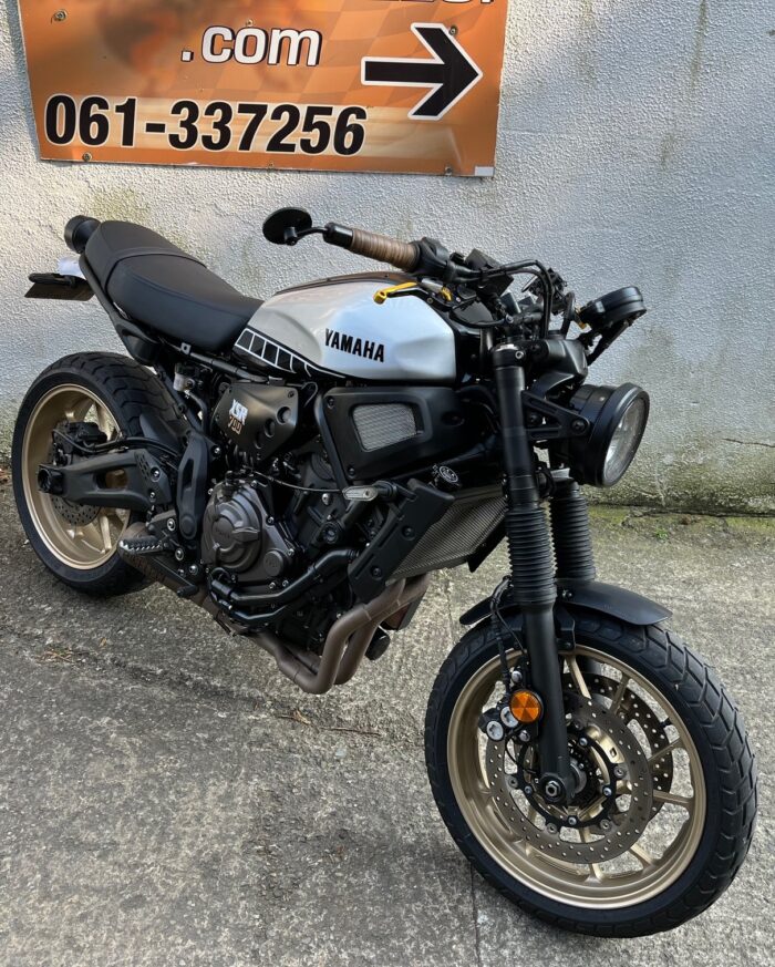 2024 Yamaha XSR 700 Legacy
